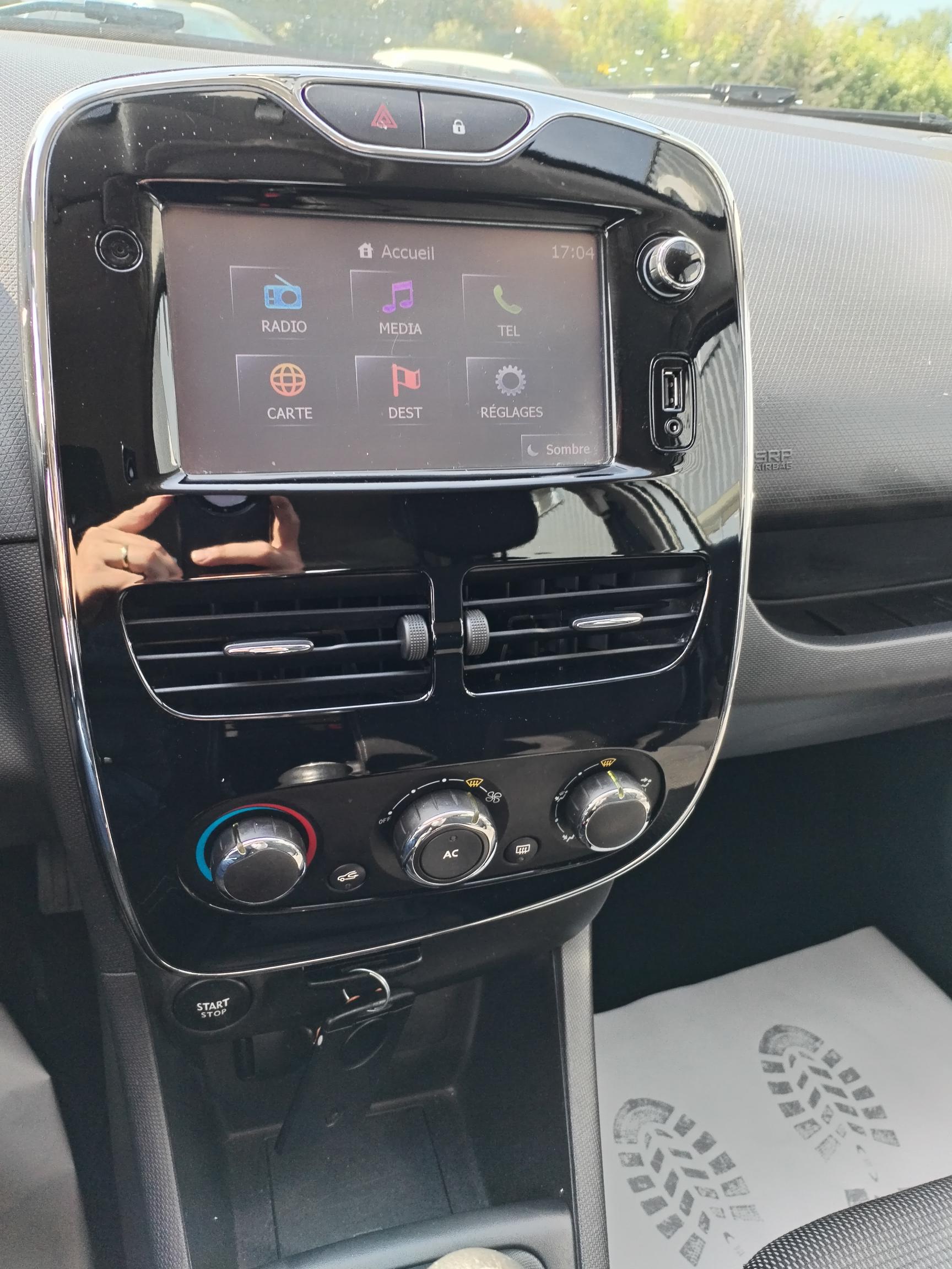 RENAULT  CLIO IV